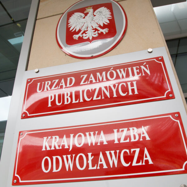 Wygrana Kancelarii (KIO) – przetarg na&nbsp;dostawę